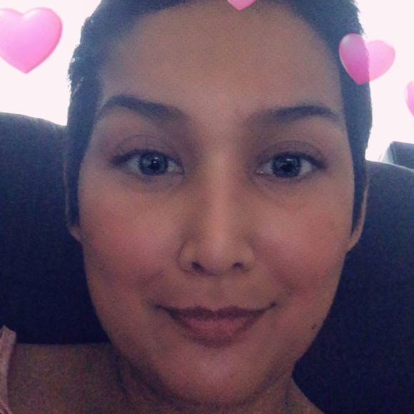 Meet your Posher, Sheldene - Picture 1 of 1